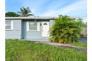 5731 SW 54th Ter, Davie, FL 33314 - MLS#A11876111