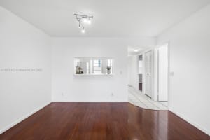 650 Sw 124th Ter 303p Pembroke Pines, FL 33027 - MLS#A11876123