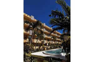 2145 Pierce St 105, Hollywood