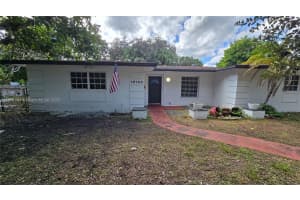 15120 SW 87th Ave 1, Palmetto Bay, FL 33176 - MLS#A11876141