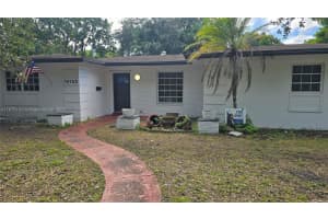 15120 SW 87th Ave 1, Palmetto Bay, FL 33176 - MLS#A11876141