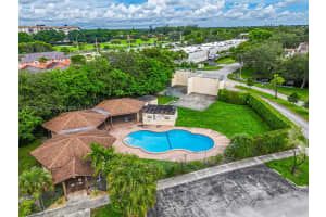 1161 Nw 99th Ter 38 Pembroke Pines, FL 33024 - MLS#A11876157