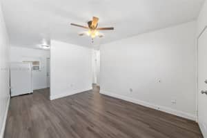 15940 NE 19th Ct 3, North Miami Beach, FL 33162 - MLS#A11876163
