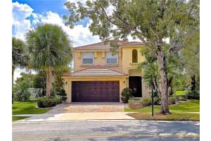 5084 SW 164th Ave, Miramar, FL 33027 - MLS#A11876168