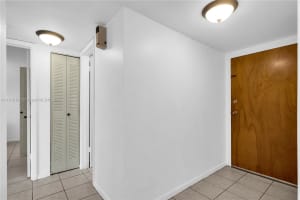 1820 W 53rd St 201 Hialeah, FL 33012 - MLS#A11876181