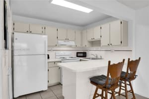 1820 W 53rd St 201 Hialeah, FL 33012 - MLS#A11876181