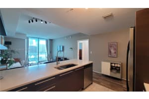 1900 N Bayshore Dr 2009, Miami, FL 33132 - MLS#A11876193