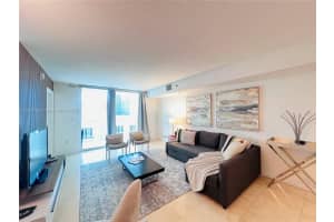 1200 Brickell Bay Dr 2809, Miami, FL 33131 - MLS#A11876195