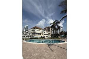 1936 S Ocean Dr 4c, Hallandale Beach