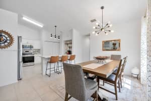 6104 Petunia Rd Delray Beach, FL 33484 - MLS#A11876243