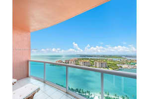300 S Pointe Dr 3504, Miami Beach