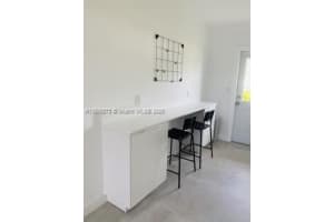 2001 NE 167th St 2, North Miami Beach, FL 33162 - MLS#A11876273
