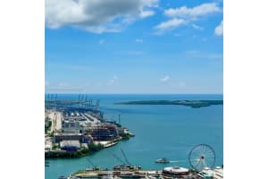 888 Biscayne Blvd 5102, Miami