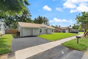 6816 Nw 26th Ave Fort Lauderdale, FL 33309 - MLS#A11876287
