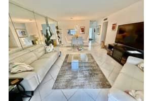 1025 Se 4th Ave 101 Dania Beach, FL 33004 - MLS#A11876312