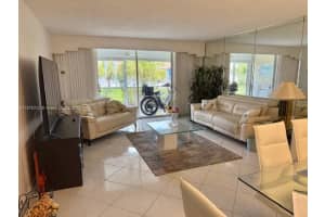 1025 Se 4th Ave 101 Dania Beach, FL 33004 - MLS#A11876312