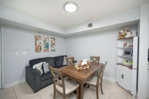 11133 Sw 8th St 202 Pembroke Pines, FL 33025 - MLS#A11876313