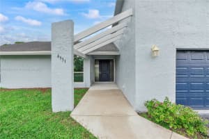 4931 Nw 83rd Ter Lauderhill, FL 33351 - MLS#A11876363