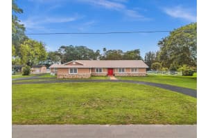 5310 Sw 109th Ave Davie, FL 33328 - MLS#A11876373