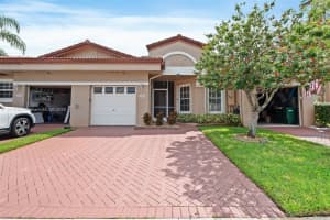 9906 Malvern Dr, Tamarac
