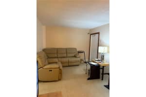 2145 Pierce St 118, Hollywood