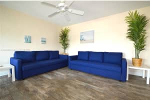 1451 N 12th Ct 8b Hollywood, FL 33019 - MLS#A11876442