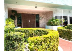 1825 W 44th Place 1002 Hialeah, FL 33012 - MLS#A11876458