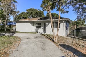 5819 Wilson St Hollywood, FL 33021 - MLS#A11876474