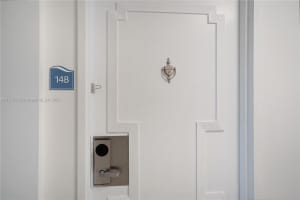 5101 Collins Ave 14b Miami Beach, FL 33140 - MLS#A11876502