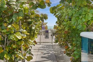 5101 Collins Ave 14h Miami Beach, FL 33140 - MLS#A11876505