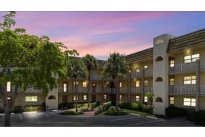 8345 Sunrise Lakes Blvd 306 Sunrise, FL 33322 - MLS#A11876523