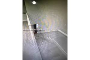 8023 Nw Lake Dr 202 Doral, FL 33166 - MLS#A11876547