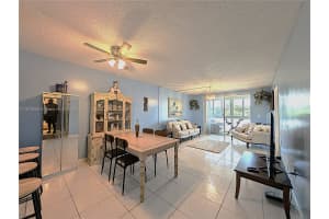 5935 Del Lago Cir 307 Sunrise, FL 33313 - MLS#A11876559