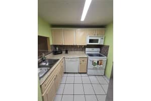 1035 W 77th St 305 Hialeah, FL 33014 - MLS#A11876561