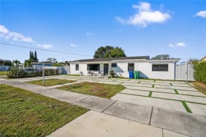 16010 Nw 28th Ct Miami Gardens, FL 33054 - MLS#A11876597