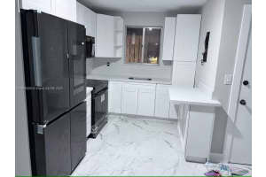 47 Nw 47th Ave 10, Miami