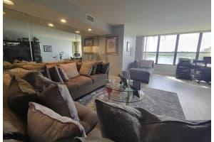 2907 S Carambola Cir S 206 Coconut Creek, FL 33066 - MLS#A11876624