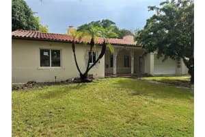 1042 Ne 95th St, Miami Shores