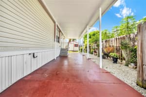 21610 Nw 4th Pl Pembroke Pines, FL 33029 - MLS#A11876652