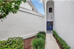 21707 Cromwell Cir Boca Raton, FL 33486 - MLS#A11876658
