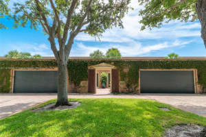 11711 Se Florida Ave Hobe Sound, FL 33455 - MLS#A11876665