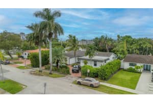 2423 Ne 202nd St Aventura, FL 33180 - MLS#A11876689