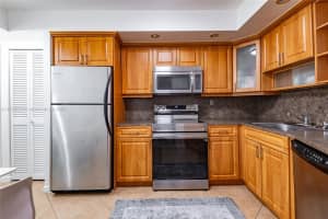 1750 NE 191st St, Miami, FL 33179, Sold 03/02/26