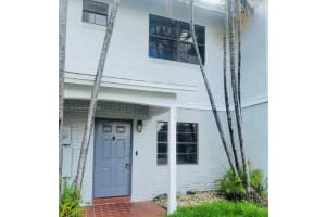 621 Nw 104th Ave 621 Pembroke Pines, FL 33026 - MLS#A11876726