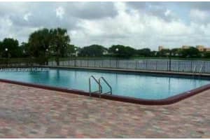 621 Nw 104th Ave 621 Pembroke Pines, FL 33026 - MLS#A11876726