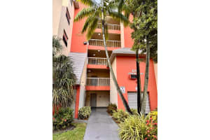 8100 Geneva Ct 333 Doral, FL 33166 - MLS#A11876753