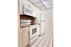 8100 Geneva Ct 333 Doral, FL 33166 - MLS#A11876753