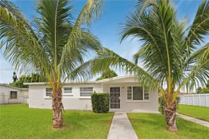 14700 Sw 105th Ct, Miami