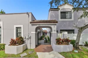 11657 Nw 11th Street, Pembroke Pines