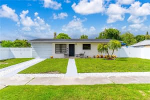11861 Sw 187th Ter, Miami